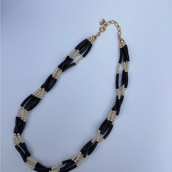 Necklace - Picture 2 of 3